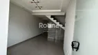 Foto 2 de Casa com 3 Quartos à venda, 126m² em Aclimacao, Uberlândia