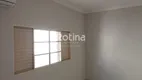 Foto 15 de Casa com 3 Quartos à venda, 235m² em Tubalina, Uberlândia