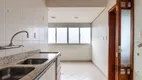 Foto 8 de Apartamento com 2 Quartos à venda, 76m² em Medianeira, Porto Alegre