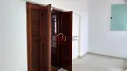 Foto 4 de Sobrado com 4 Quartos para venda ou aluguel, 250m² em Jardim Santa Clara, Taubaté