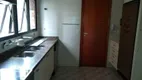 Foto 5 de Apartamento com 4 Quartos para alugar, 208m² em Vila Nova Conceição, São Paulo