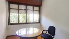 Foto 31 de Casa com 4 Quartos à venda, 290m² em Vila Ipiranga, Porto Alegre