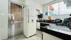 Foto 22 de Casa com 4 Quartos à venda, 114m² em Santa Amélia, Belo Horizonte