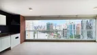 Foto 25 de Apartamento com 3 Quartos para alugar, 200m² em Itaim Bibi, São Paulo