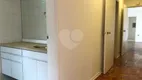 Foto 3 de Apartamento com 3 Quartos para alugar, 130m² em Jardim América, São Paulo