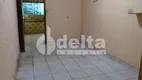 Foto 2 de Casa com 3 Quartos à venda, 120m² em Luizote de Freitas, Uberlândia