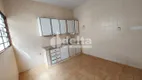 Foto 5 de Casa com 2 Quartos à venda, 200m² em Centro, Uberlândia