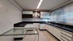 Foto 13 de Apartamento com 3 Quartos à venda, 186m² em Martins, Uberlândia
