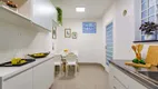 Foto 11 de Casa com 4 Quartos para alugar, 200m² em Indianópolis, São Paulo