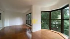 Foto 2 de Apartamento com 3 Quartos à venda, 220m² em Vila Nova Conceição, São Paulo