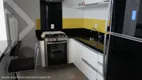 Foto 2 de Apartamento com 3 Quartos à venda, 77m² em Petrópolis, Porto Alegre