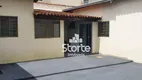 Foto 16 de Casa com 4 Quartos à venda, 260m² em Santa Mônica, Uberlândia