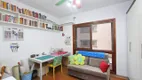 Foto 9 de Apartamento com 3 Quartos à venda, 116m² em Rio Branco, Porto Alegre