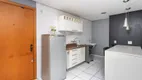 Foto 14 de Apartamento com 1 Quarto para alugar, 40m² em Três Figueiras, Porto Alegre