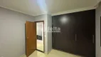 Foto 12 de Casa com 4 Quartos para alugar, 185m² em Jardim Karaíba, Uberlândia