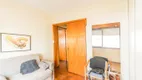 Foto 18 de Apartamento com 3 Quartos para alugar, 83m² em Petrópolis, Porto Alegre