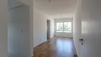 Foto 2 de Apartamento com 2 Quartos à venda, 49m² em Ipanema, Porto Alegre