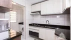 Foto 12 de Apartamento com 3 Quartos à venda, 63m² em Capão Raso, Curitiba