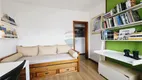 Foto 17 de Apartamento com 3 Quartos à venda, 66m² em Santa Rosa, Niterói
