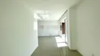 Foto 2 de Apartamento com 3 Quartos à venda, 114m² em Cavaleiros, Macaé