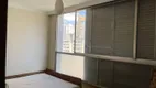 Foto 17 de Apartamento com 3 Quartos à venda, 240m² em Higienópolis, São Paulo