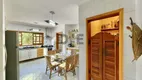 Foto 13 de Casa de Condomínio com 4 Quartos à venda, 336m² em Granja Viana, Carapicuíba