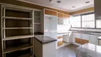 Foto 21 de Apartamento com 3 Quartos para alugar, 300m² em Centro, Londrina