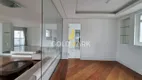 Foto 14 de Apartamento com 3 Quartos à venda, 200m² em Moema, São Paulo