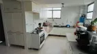 Foto 26 de Apartamento com 4 Quartos à venda, 320m² em Acupe de Brotas, Salvador