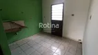 Foto 3 de Casa de Condomínio com 1 Quarto para alugar, 30m² em Santa Mônica, Uberlândia