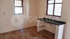 Foto 17 de Casa com 3 Quartos para alugar, 142m² em Santa Mônica, Uberlândia