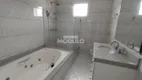 Foto 17 de Casa com 4 Quartos à venda, 270m² em Fundinho, Uberlândia