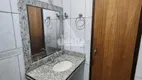 Foto 16 de Casa com 5 Quartos à venda, 270m² em Planalto, Uberlândia