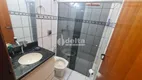 Foto 8 de Casa com 3 Quartos à venda, 200m² em Cidade Jardim, Uberlândia