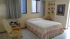 Foto 22 de Apartamento com 4 Quartos à venda, 221m² em Candelária, Natal