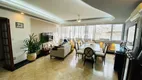 Foto 3 de Apartamento com 4 Quartos à venda, 228m² em Gonzaga, Santos