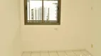Foto 14 de Apartamento com 4 Quartos para alugar, 125m² em Encruzilhada, Recife