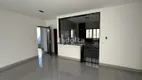 Foto 2 de Casa com 3 Quartos à venda, 133m² em Laranjeiras, Uberlândia