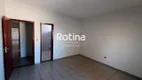 Foto 10 de Imóvel Comercial com 7 Quartos para alugar, 500m² em Santa Mônica, Uberlândia