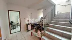 Foto 3 de Casa com 2 Quartos à venda, 120m² em Cidade Jardim, Uberlândia