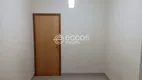 Foto 4 de Apartamento com 2 Quartos à venda, 45m² em Vigilato Pereira, Uberlândia