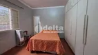 Foto 6 de Casa com 3 Quartos à venda, 230m² em Tabajaras, Uberlândia