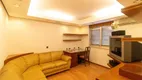 Foto 15 de Apartamento com 3 Quartos à venda, 280m² em Higienópolis, São Paulo
