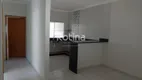 Foto 9 de Casa com 2 Quartos para alugar, 701m² em Martins, Uberlândia