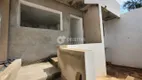 Foto 2 de Casa com 3 Quartos à venda, 214m² em Martins, Uberlândia