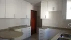 Foto 12 de Apartamento com 5 Quartos à venda, 214m² em Centro, Uberlândia