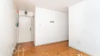 Foto 2 de Apartamento com 3 Quartos à venda, 67m² em Petrópolis, Porto Alegre