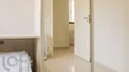 Foto 7 de Apartamento com 2 Quartos à venda, 52m² em Moema, São Paulo