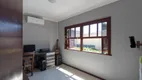 Foto 10 de Casa com 3 Quartos à venda, 161m² em Espiríto Santo, Porto Alegre