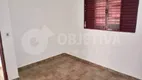 Foto 12 de Casa com 3 Quartos para alugar, 142m² em Santa Mônica, Uberlândia